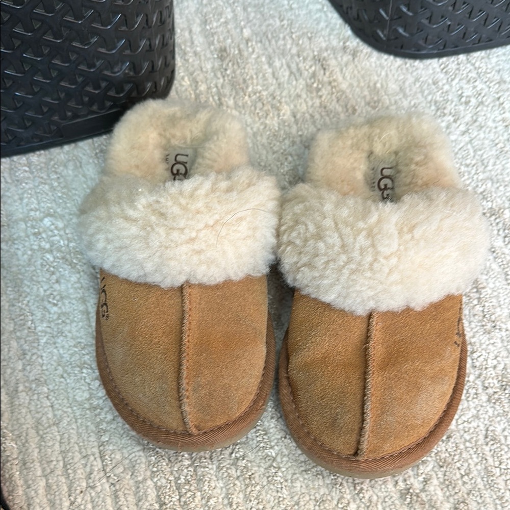 UGG Tan and Cream Slippers with Plush Lining